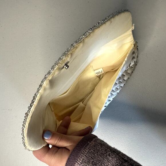 Vintage Silk Beaded Clutch Ivory White - Picture 3 of 6